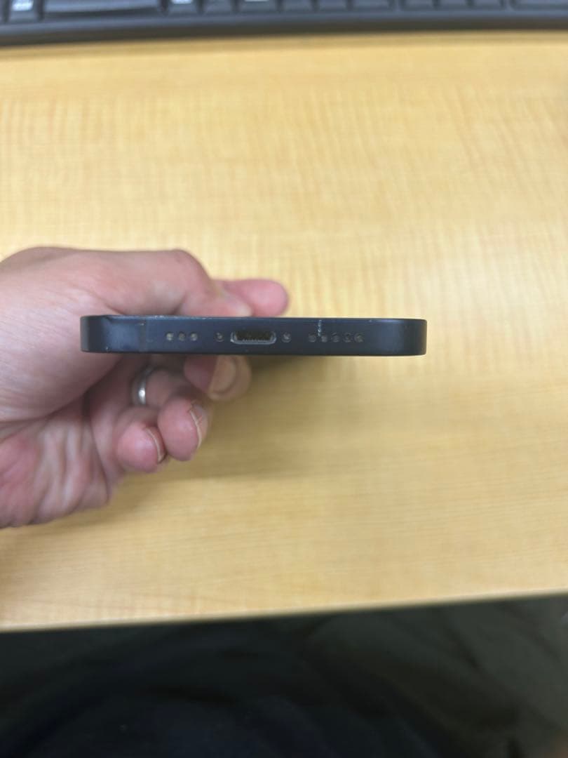 Apple iPhone 12 64GB SIMロックなし