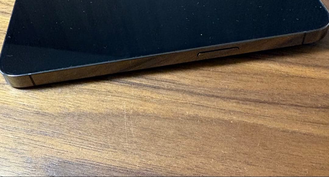 優 　iPhone13Pro グラファイト　128GB