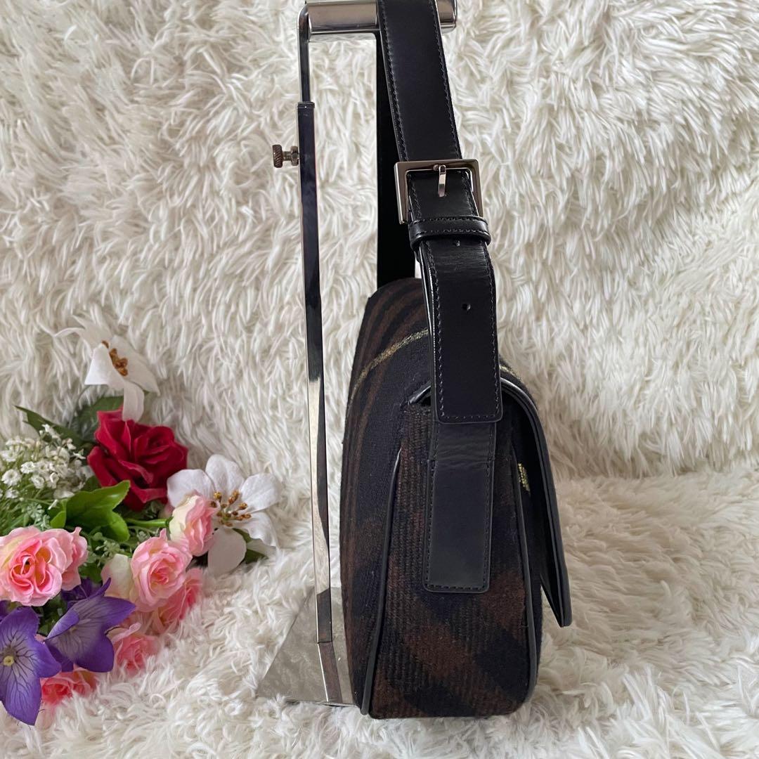 BURBERRYバーバリーブラックノバチェックウール×レザーワンショルダーバッグ