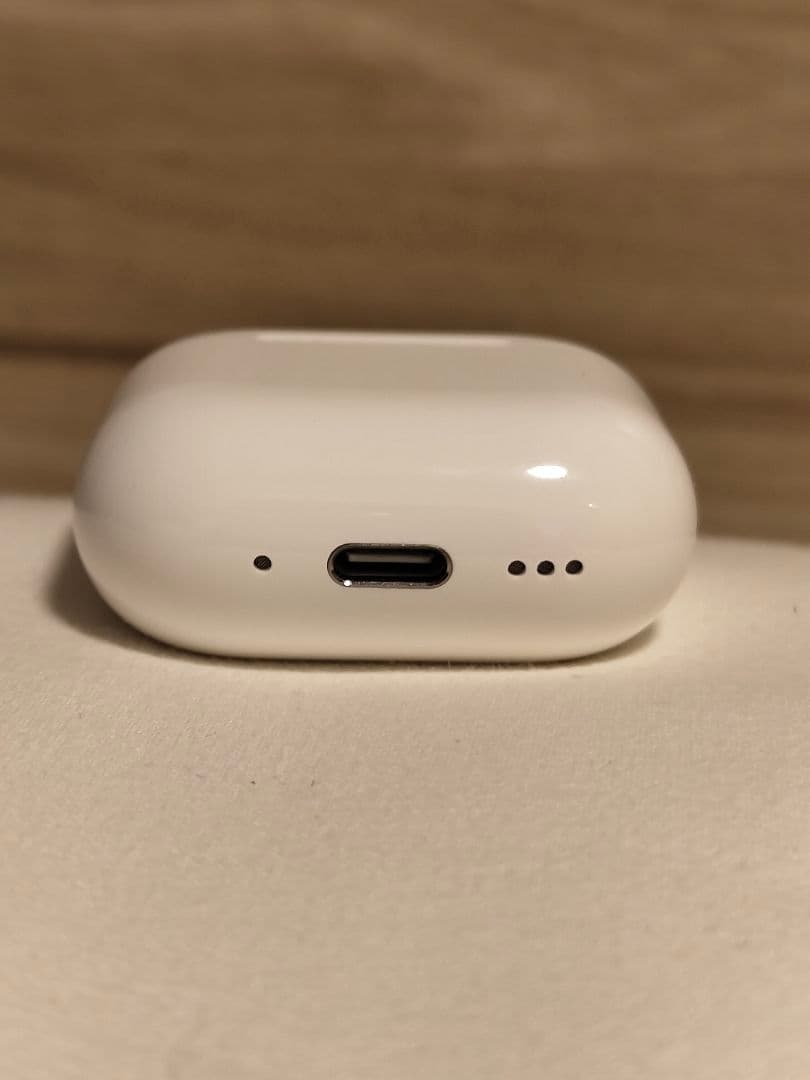 美品！Apple Airpods4 ANC アクティブノイズキャンセリング