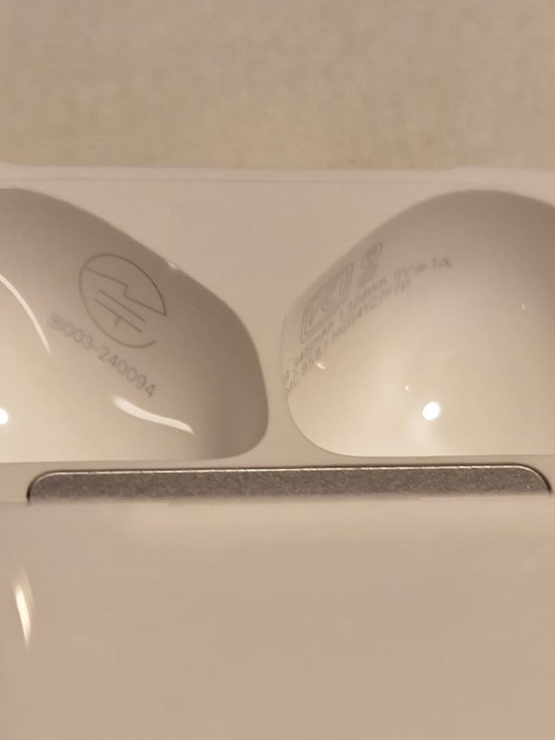 美品！Apple Airpods4 ANC アクティブノイズキャンセリング