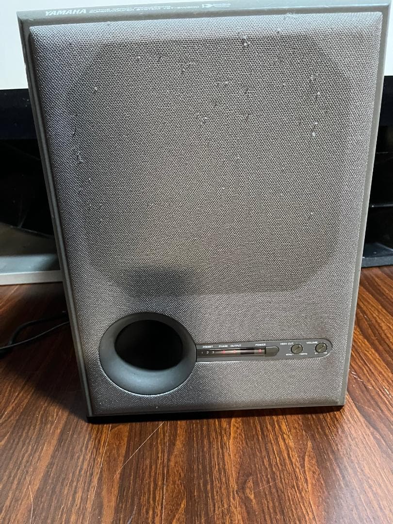 動作品　YAMAHA YST-SW500 サブフーファー（グレー）