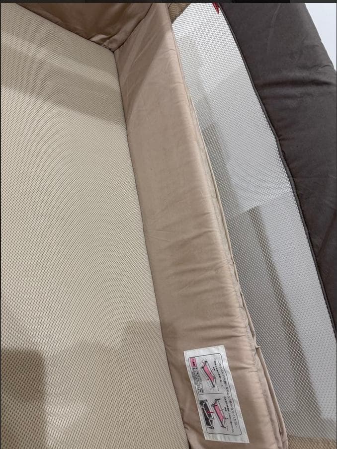 アップリカ ココネルエアー ベビーベッド ココア