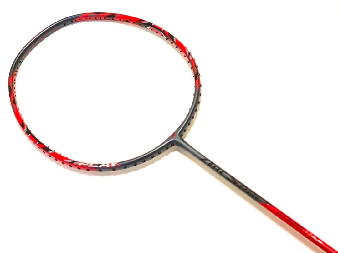 ヨネックス アークセイバー11プレイ ARC11-PL ラケット 微傷