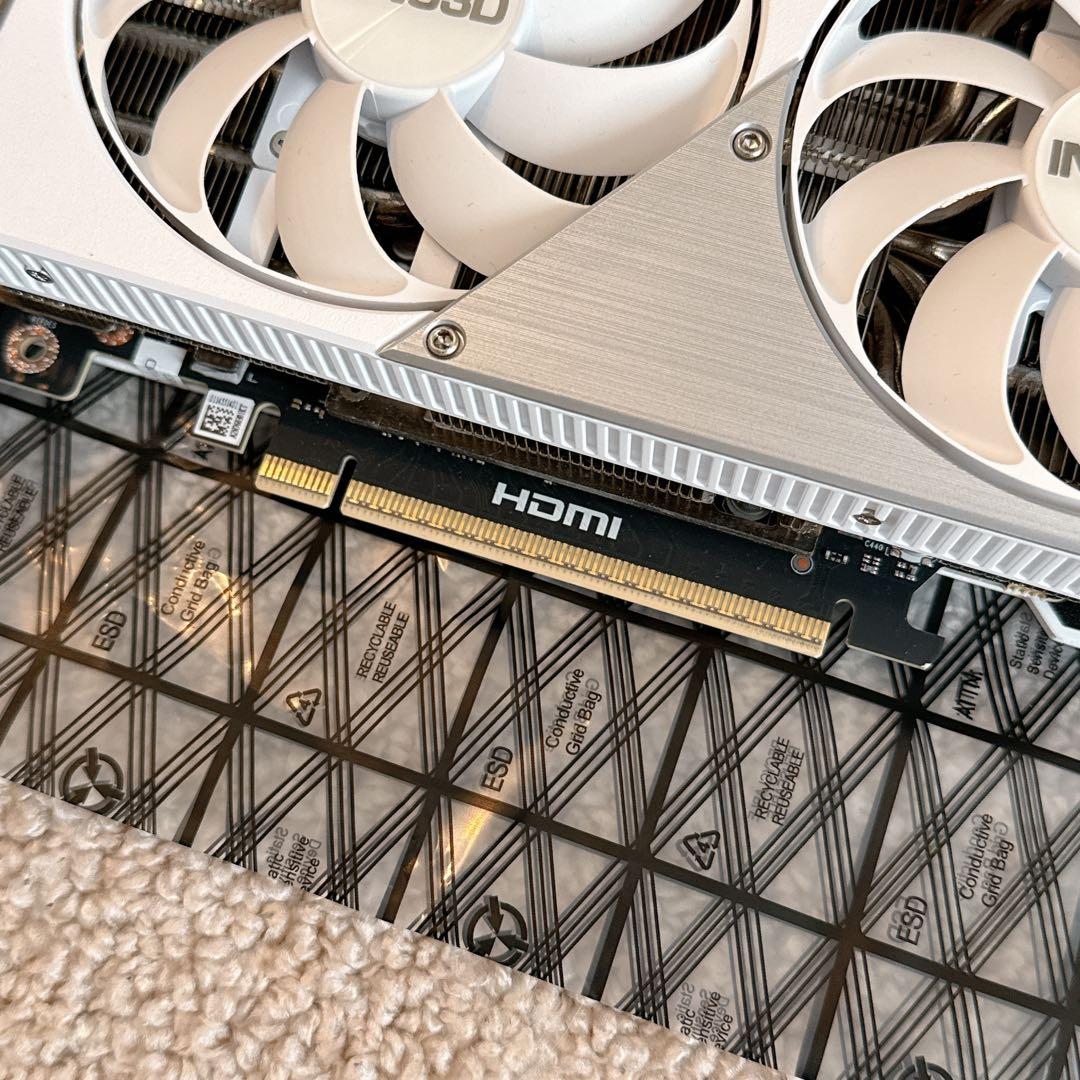 グラフィックボード・グラボ・ビデオカード ELSA RTX5070TI X3 OC 16GB INNO3D