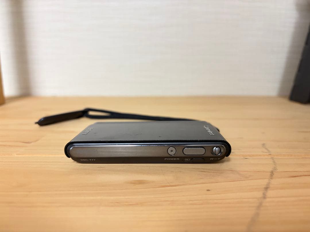 ソニー Cyber-shot DSC-T77