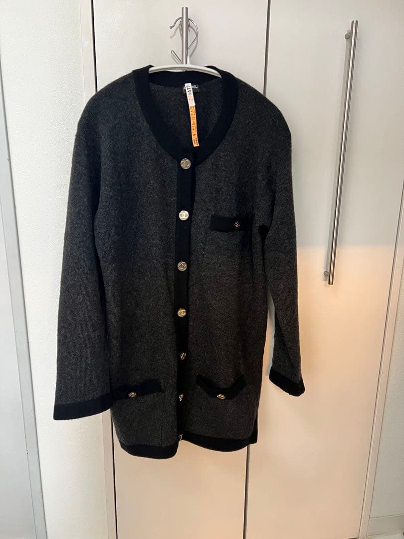 CHANEL カーディガン グレー・ブラック 長袖