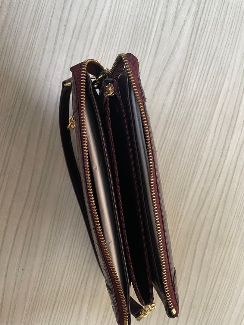 クロコダイルバッグ(クラッチ、ショルダー付け替えハンドル2本)