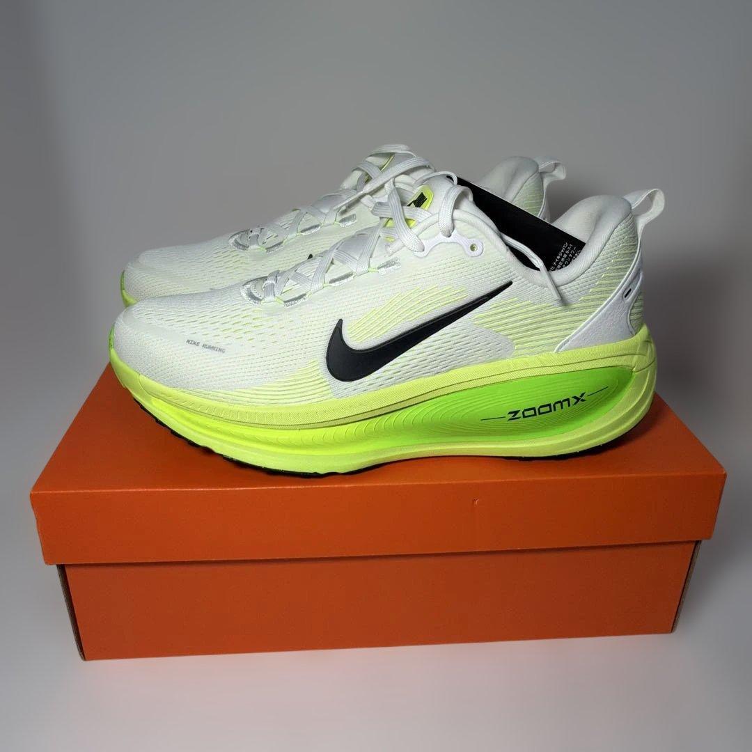 新品 W NIKE VOMERO 18 ウィメンズ ナイキ ボメロ18 ボルト