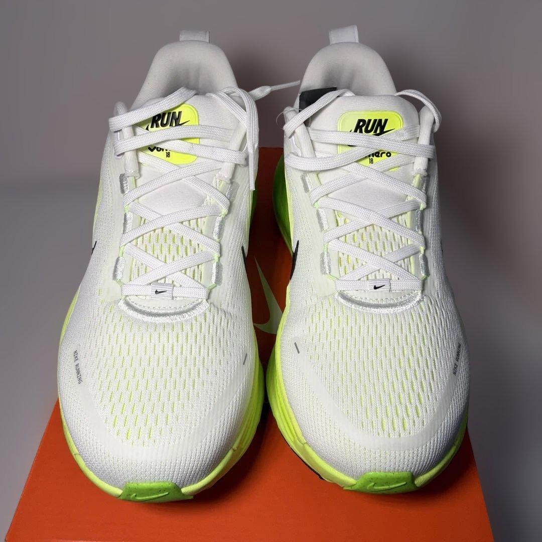 新品 W NIKE VOMERO 18 ウィメンズ ナイキ ボメロ18 ボルト