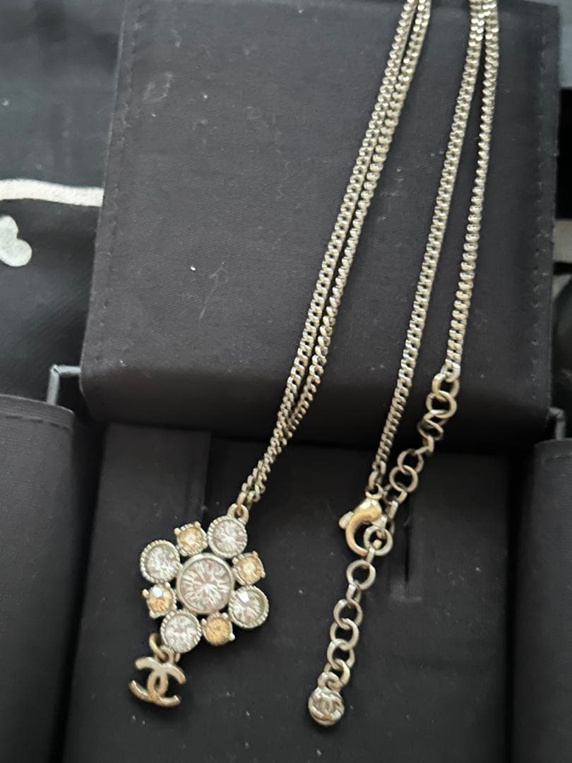 CHANEL フラワーモチーフ ネックレス