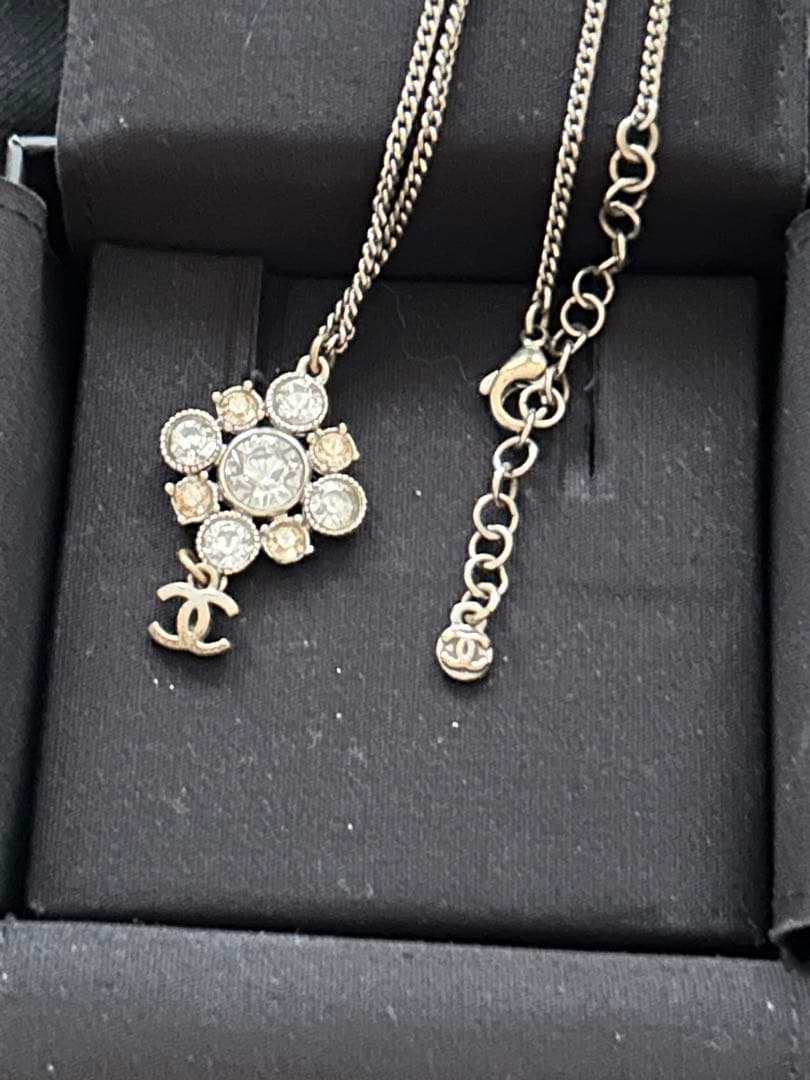 CHANEL フラワーモチーフ ネックレス