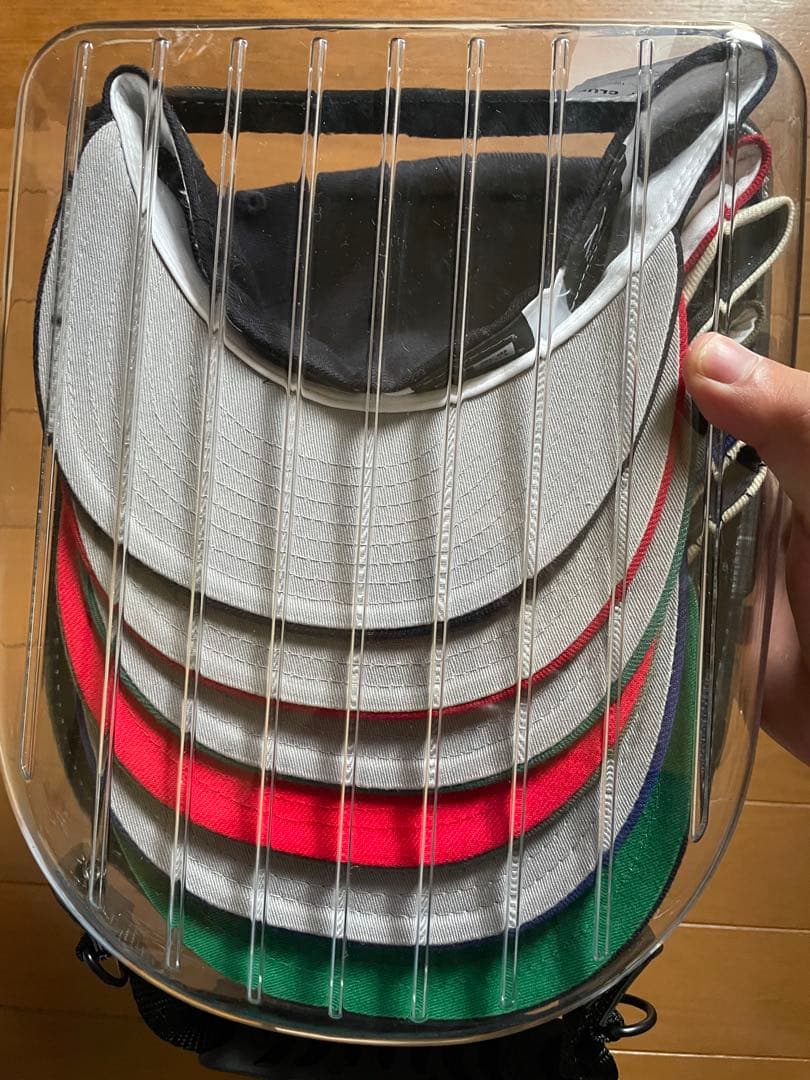 【海外限定超レア品】海外限定CAP CLEAR CARRIES（6個収納可）