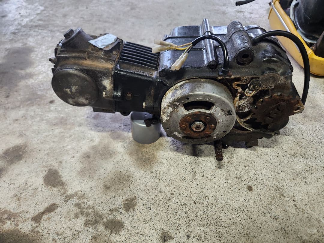 シャリー　純正エンジン　CF50