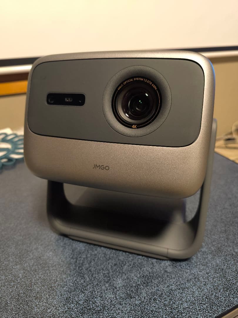 4Kプロジェクター