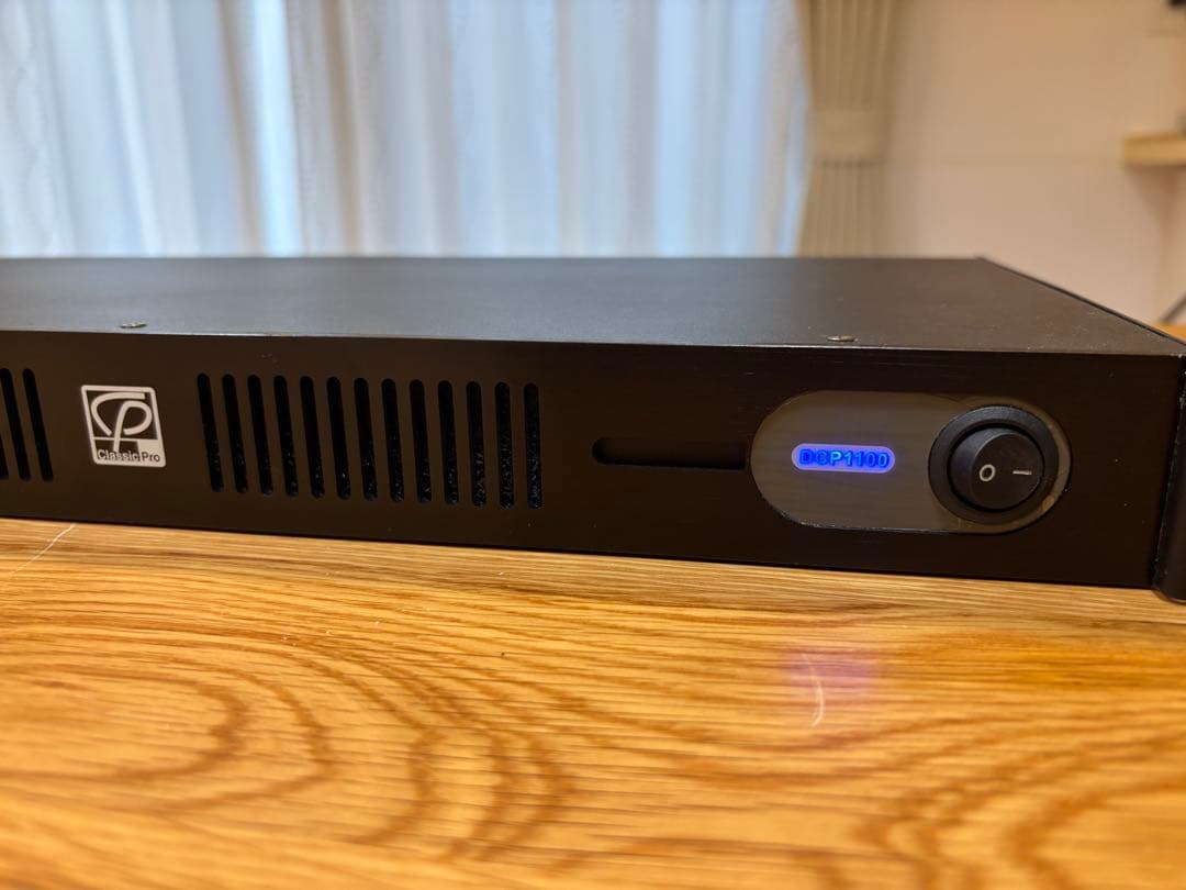 Classic pro DCP1100パワーアンプ