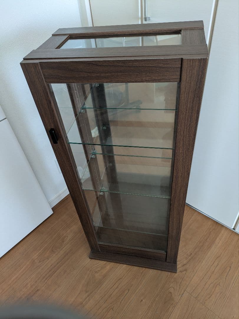 ガラスショーケース ダニエル100 寸法: W435×D300H1000mm