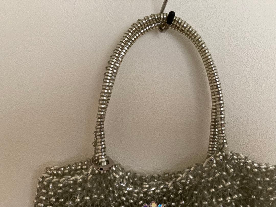 【美品】アンテプリマ　ビーズ装飾リボンモチーフ　ワイヤーバック