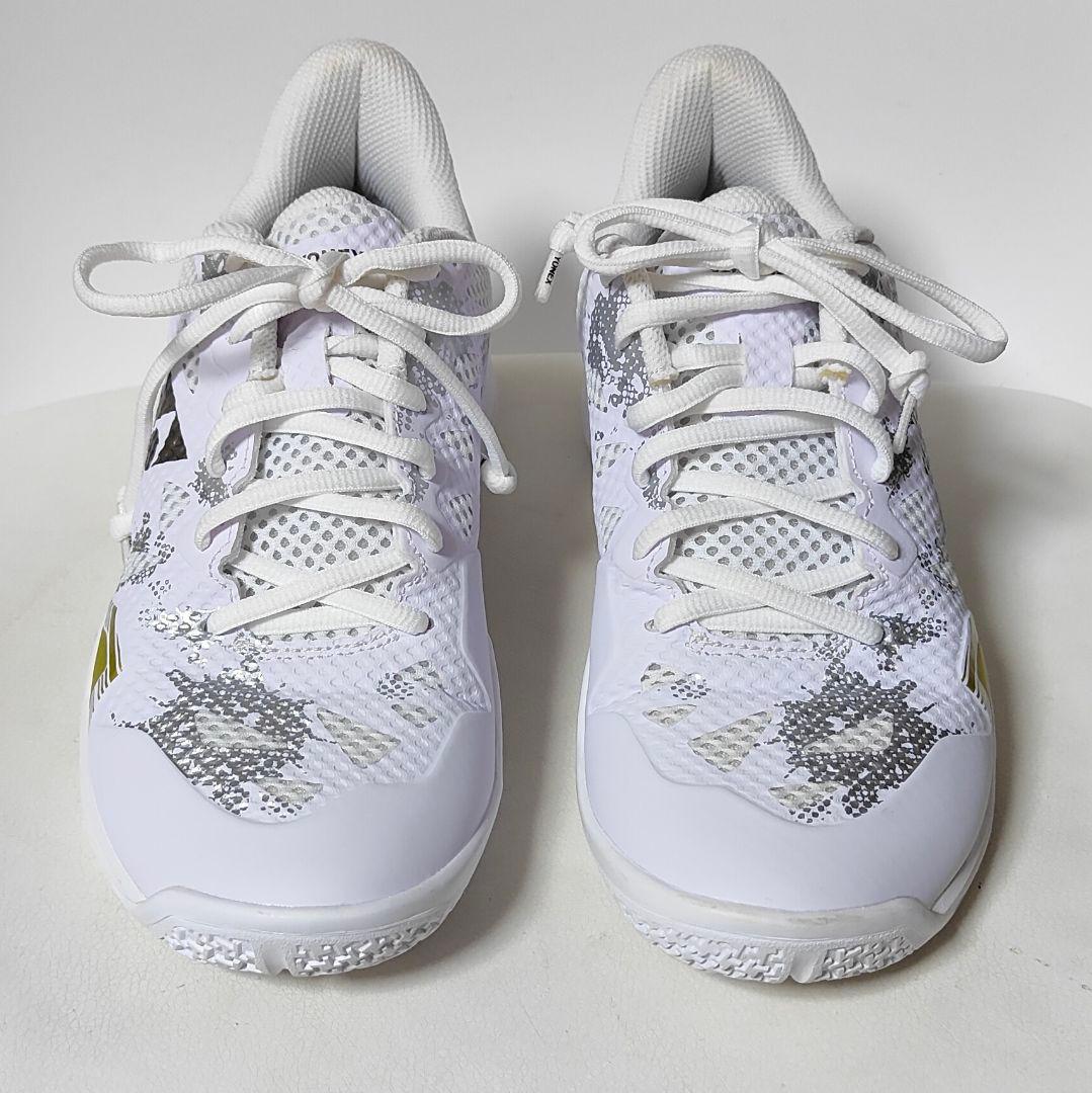 ヨネックス　パワークッション エクリプションZ 24.5cm SHBELZ3M