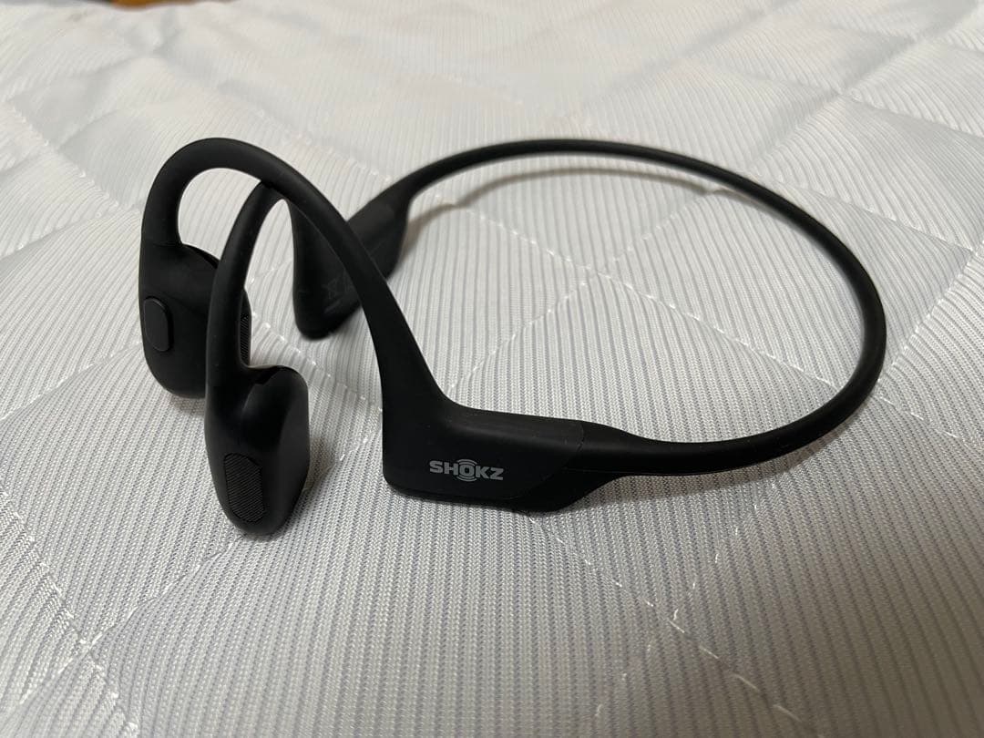 SHOKZ openrun pro 骨伝導イヤホン