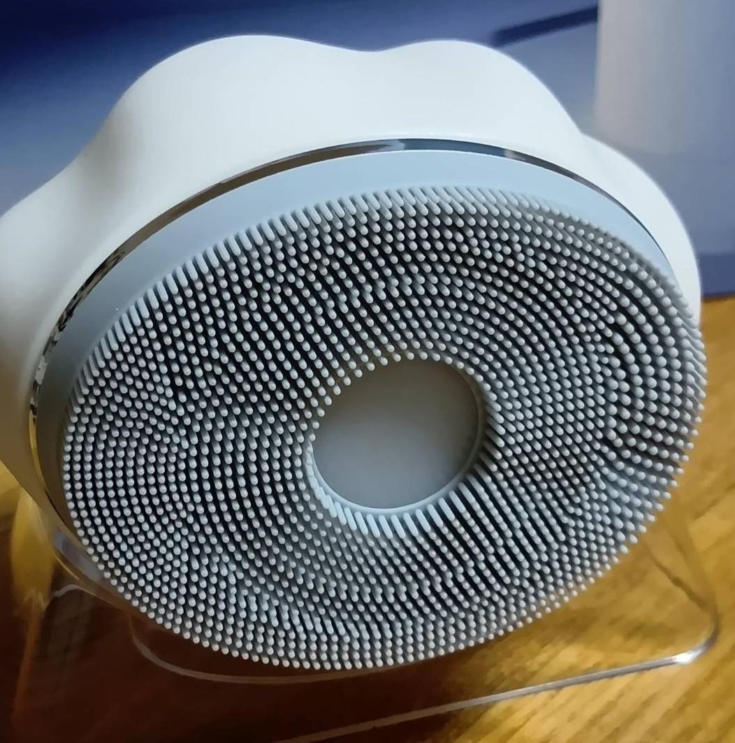 洗顔ブラシ 電動 毛穴ケア 自宅エステ プラチナムソニック