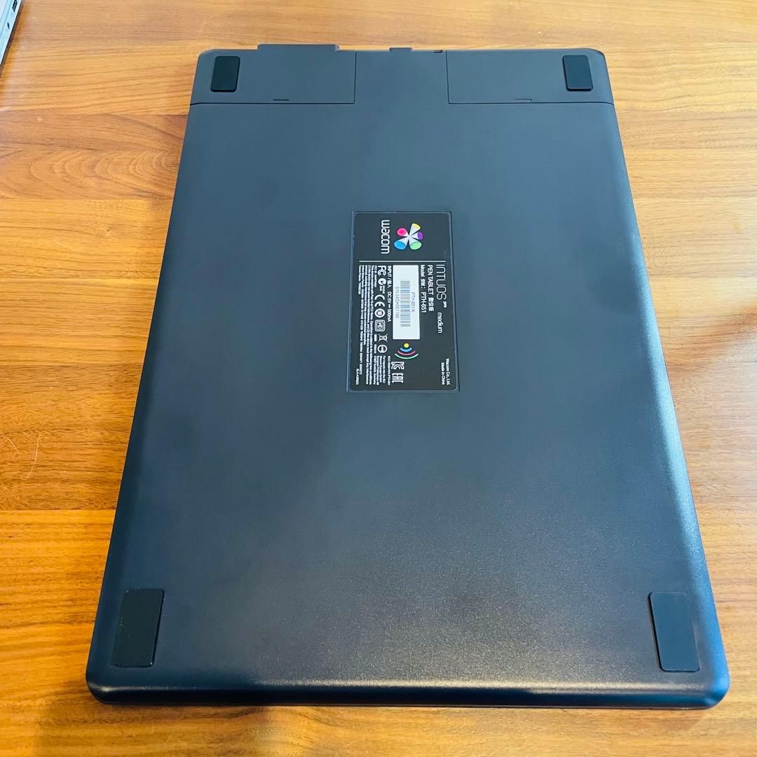 【美品】Wacom Intuos Pro PTH-651 Mサイズ フルセット
