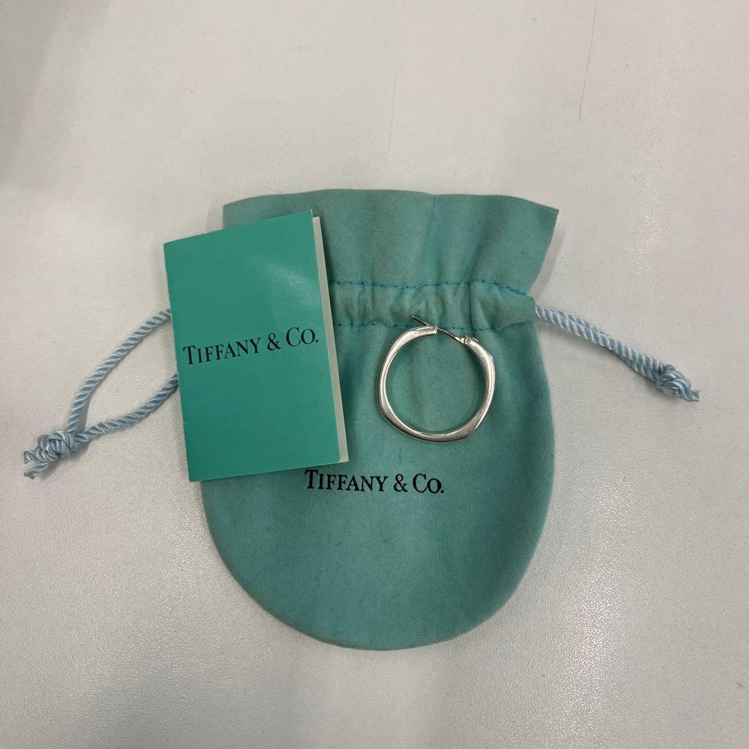 Tiffany & Co. シルバーフープピアス片耳