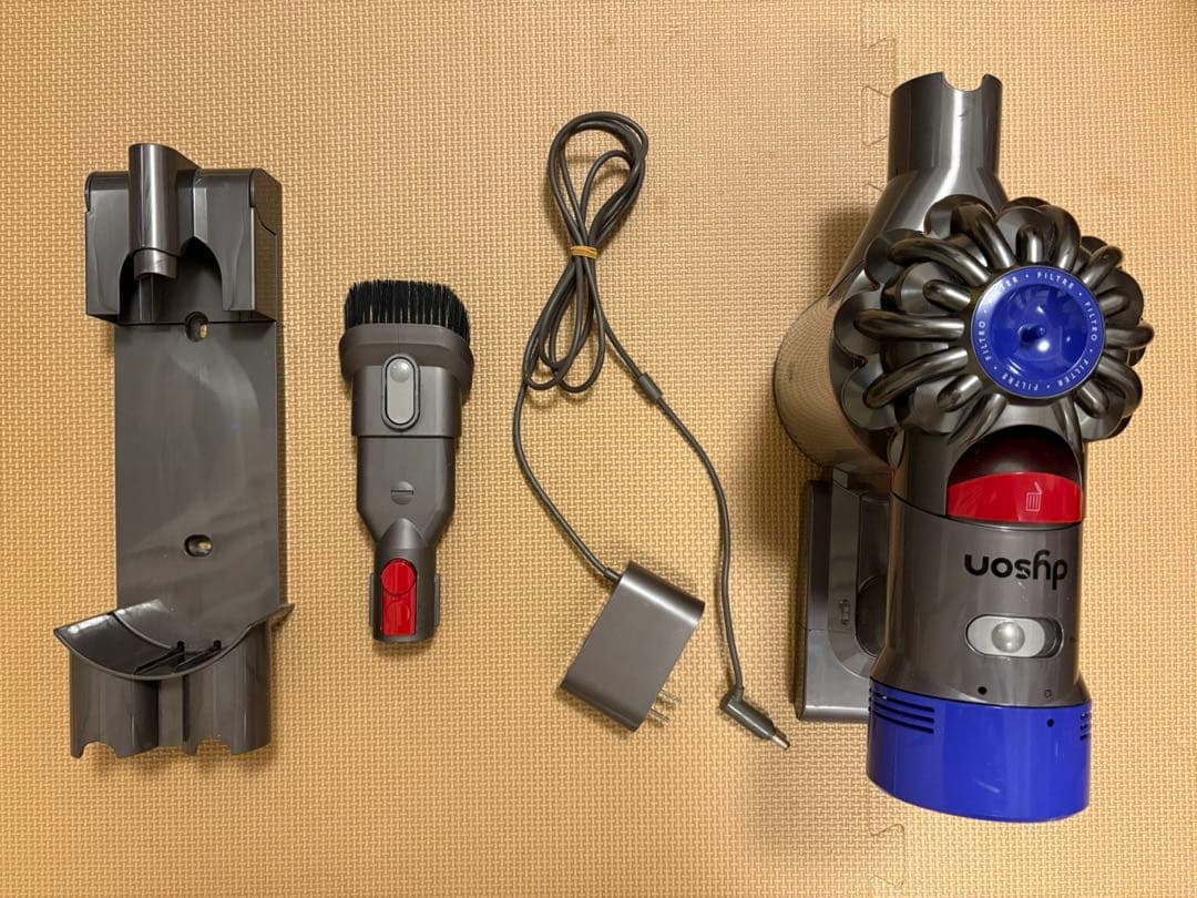 ダイソン　Dyson SV10 コードレスクリーナー　掃除機