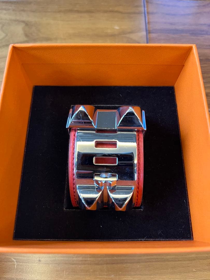 エルメス　ブレスレット コリエドシアン バングル