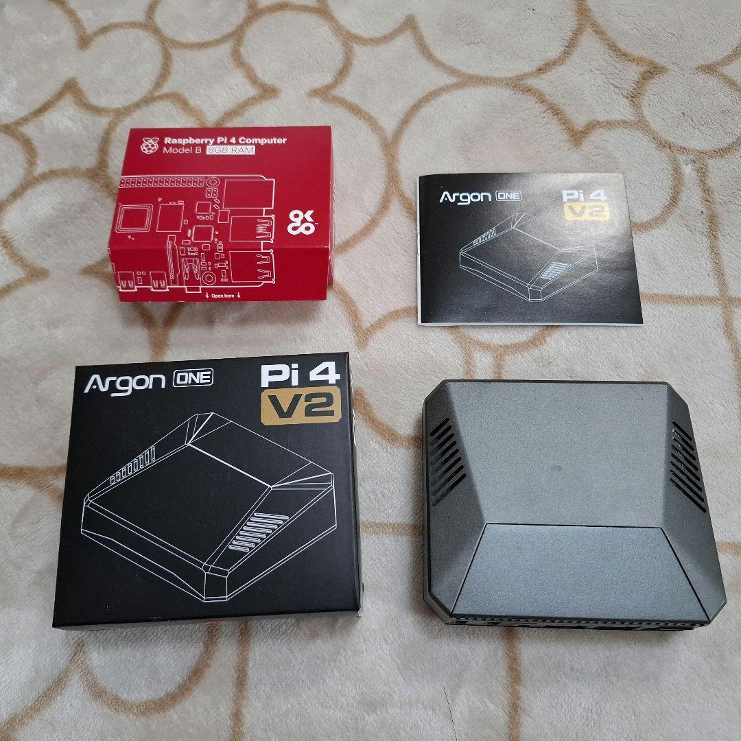 Raspberry Pi 4 8GB ケース付き