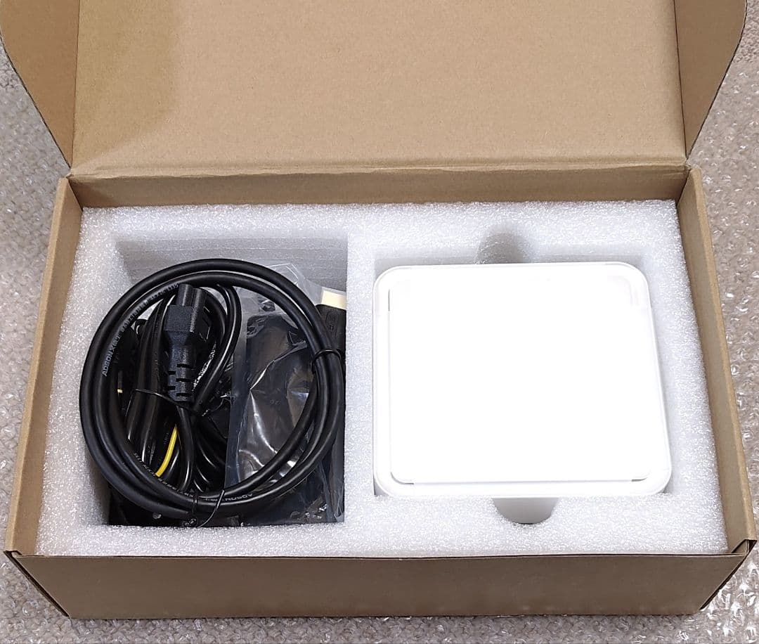 ホワイトミニPC☆Ryzen 5 6600H 16GB 512GB Win11