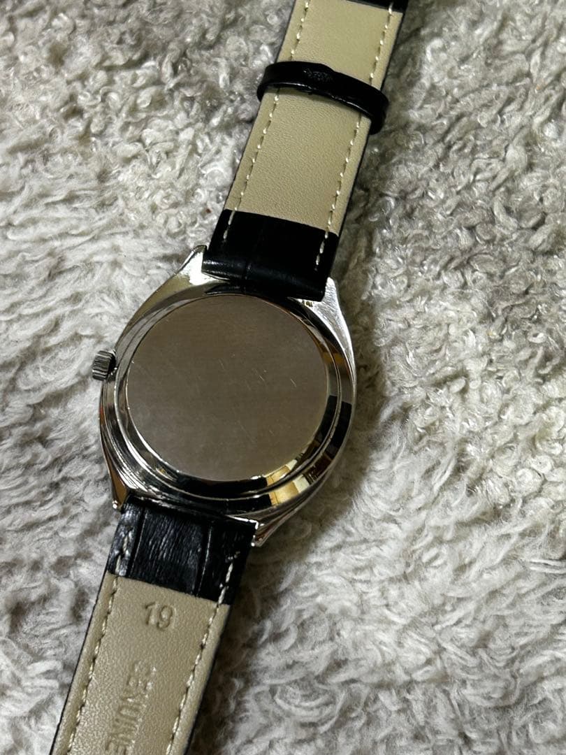 ぽ*け様 【美品】OMEGA seamaster クオーツ　グレー文字盤　スクリ