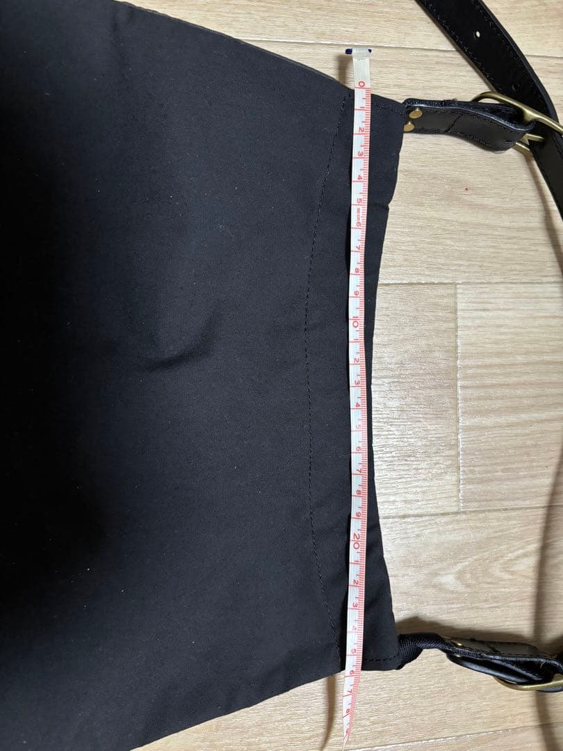 ナ*ス様 texnh triangleshoulder テクネ　トライアングルシ