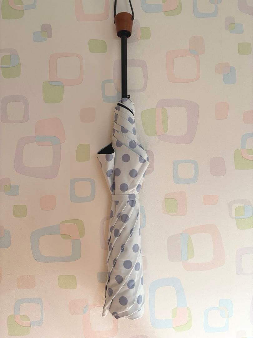 【未使用】サンバリア100 三段折　日傘　水玉