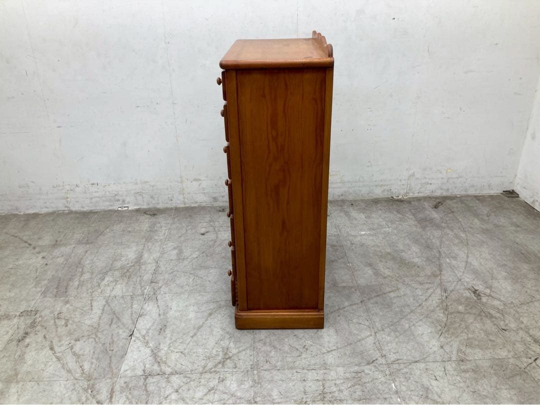 スペイン　バレンシア　パイン無垢材　ヴィンテージ　チェスト　木製キャビネット