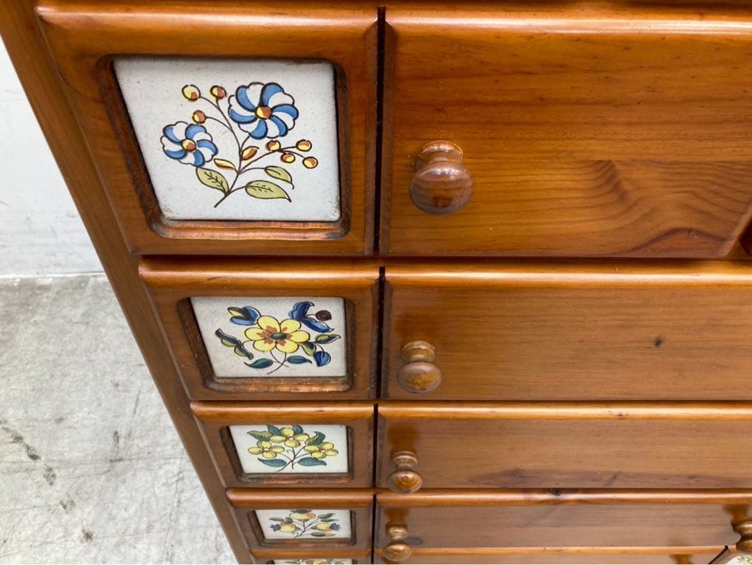 スペイン　バレンシア　パイン無垢材　ヴィンテージ　チェスト　木製キャビネット