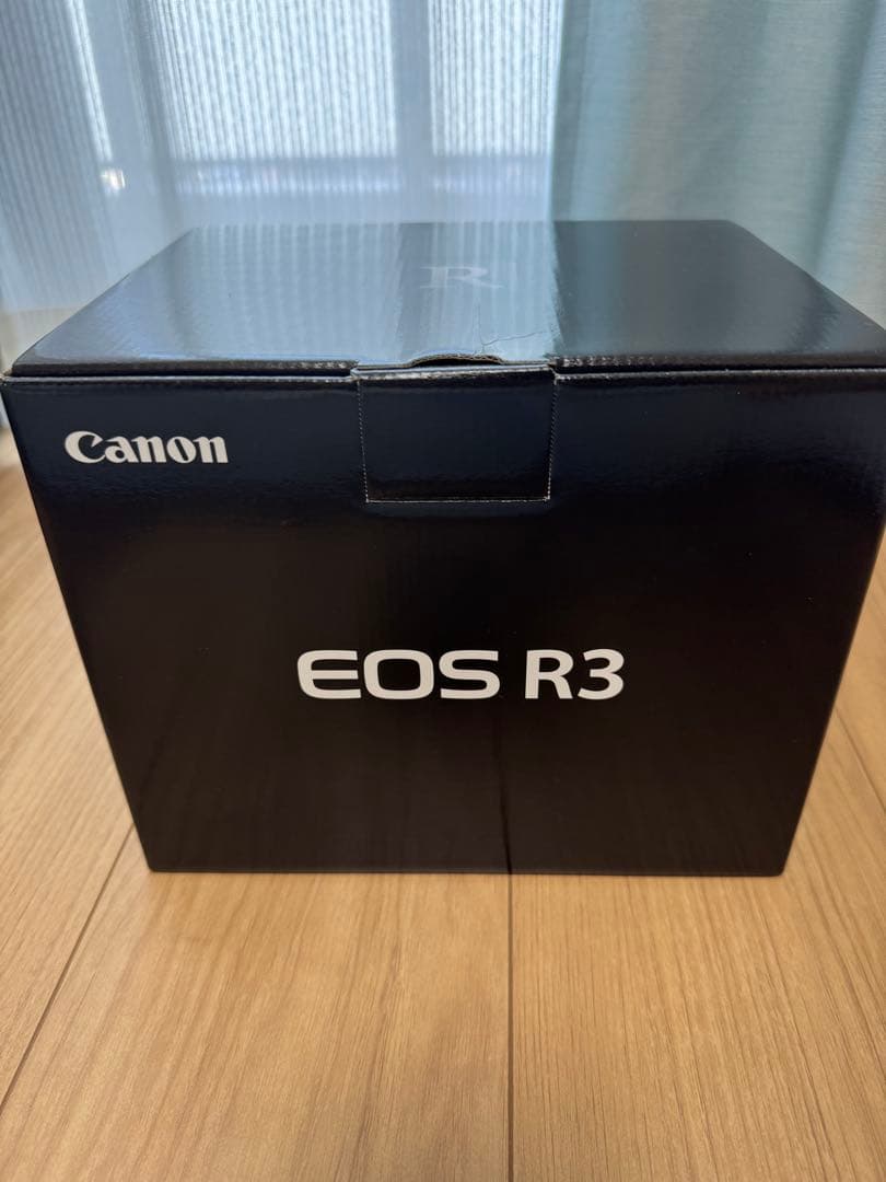 【新品未使用品】Canon キヤノン EOS R3 ボディ ミラーレス一眼カメラ