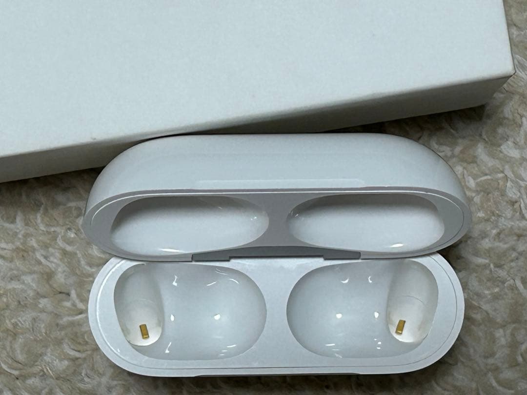 ア*生様 AirPods Pro 第2世代とおまけ