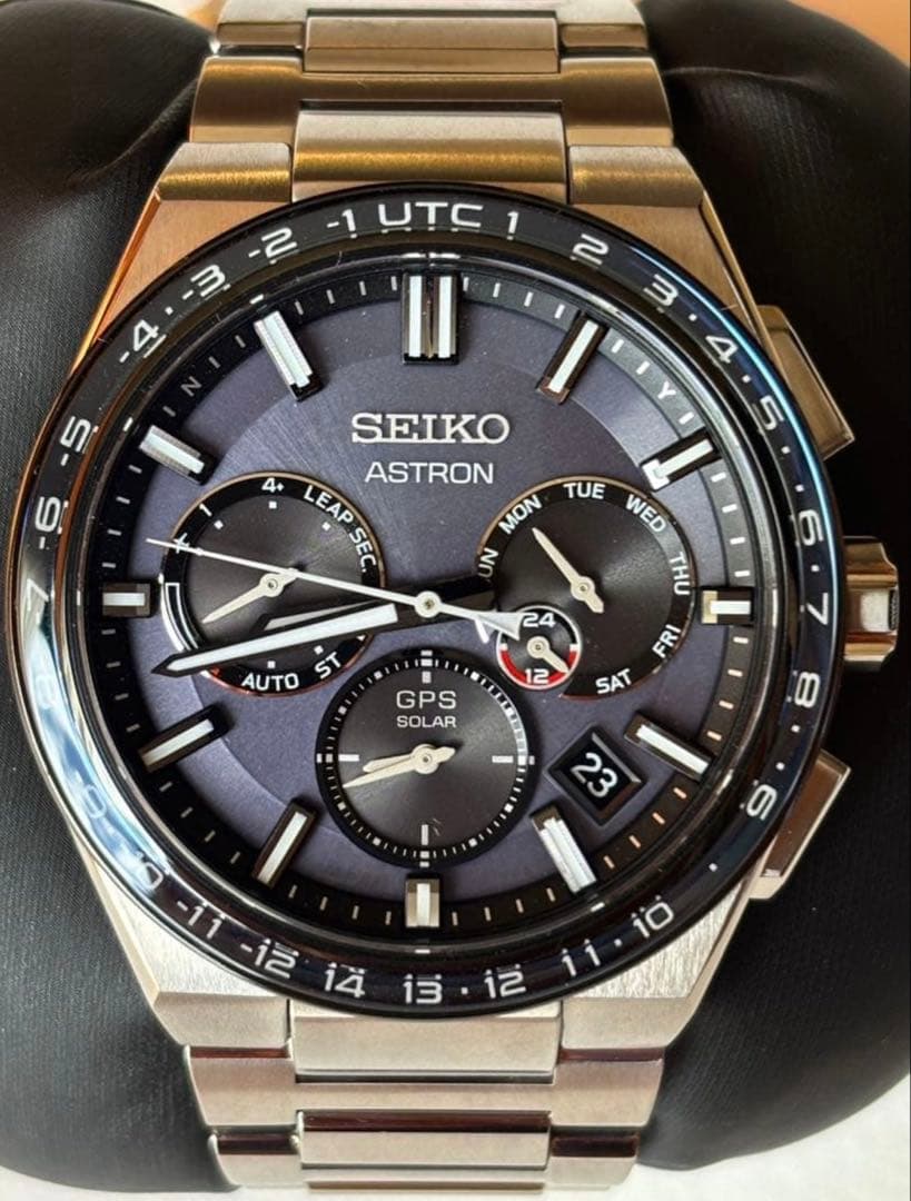 【美品】SEIKO ASTRON GPS 腕時計 チタン製 SBXC109