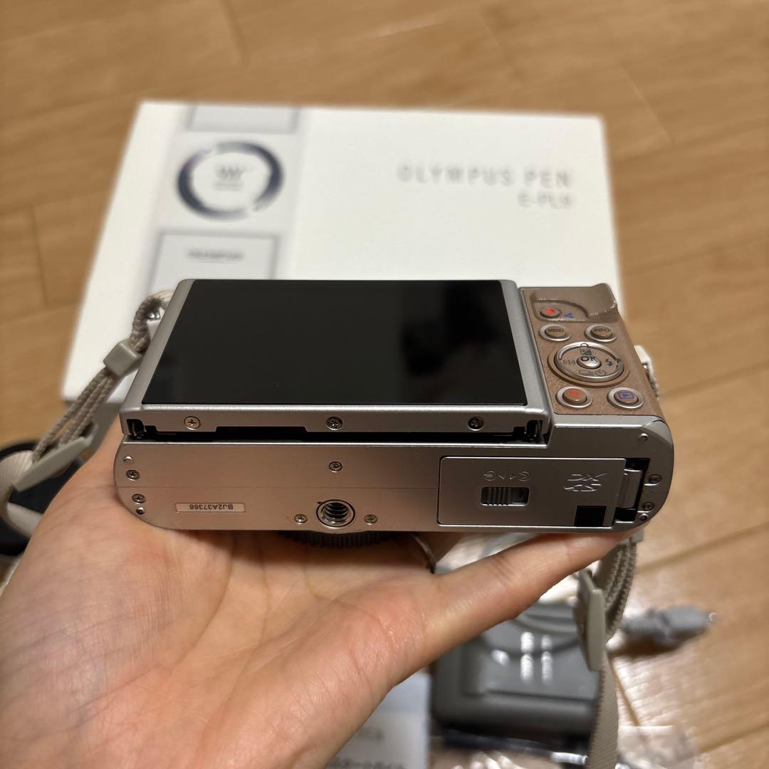 OLYMPUS PEN E−PL9 ダブルズームキット