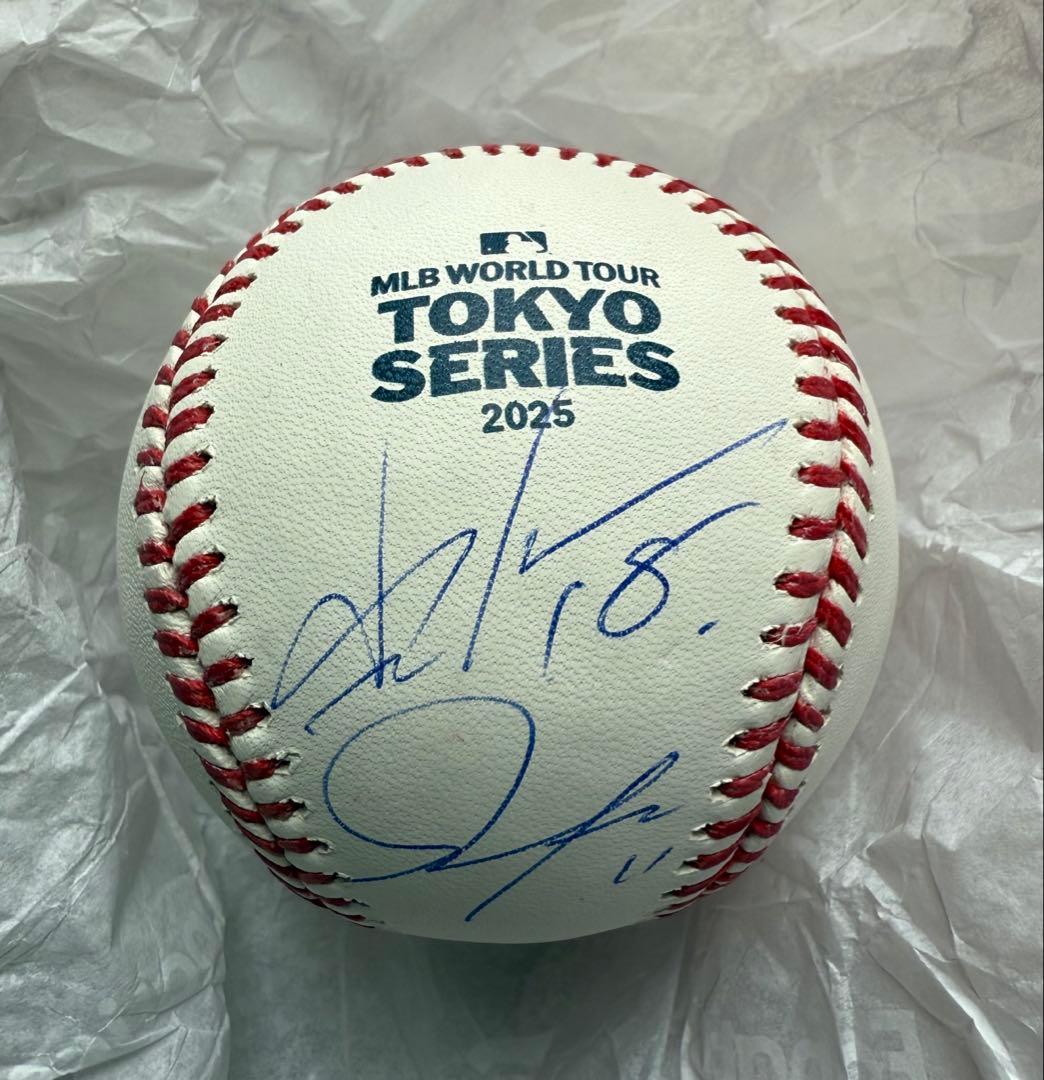 MLB開幕戦2025ドジャース先発投手2名直筆サインボール ケース付属