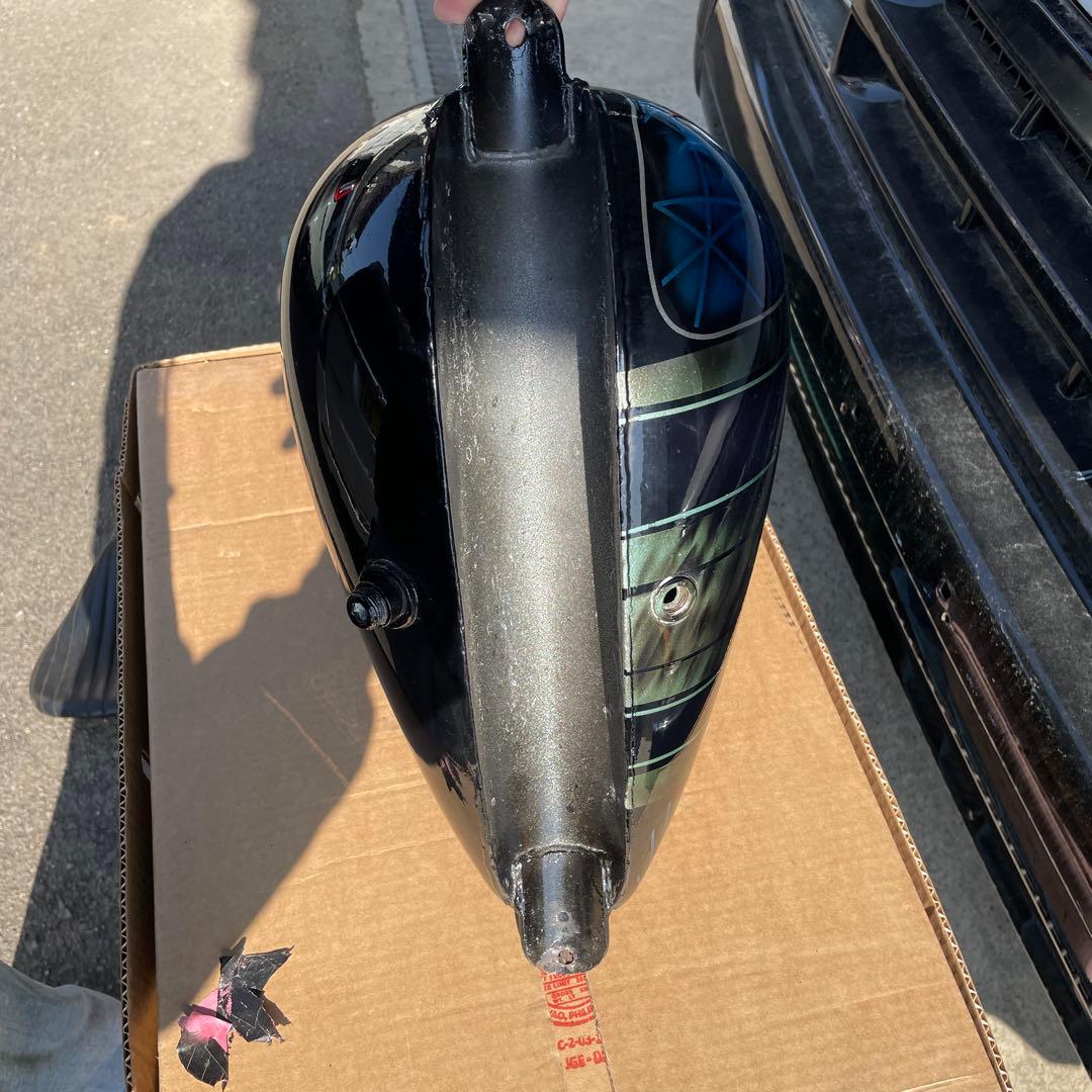 ピーナッツタンク　ショベル