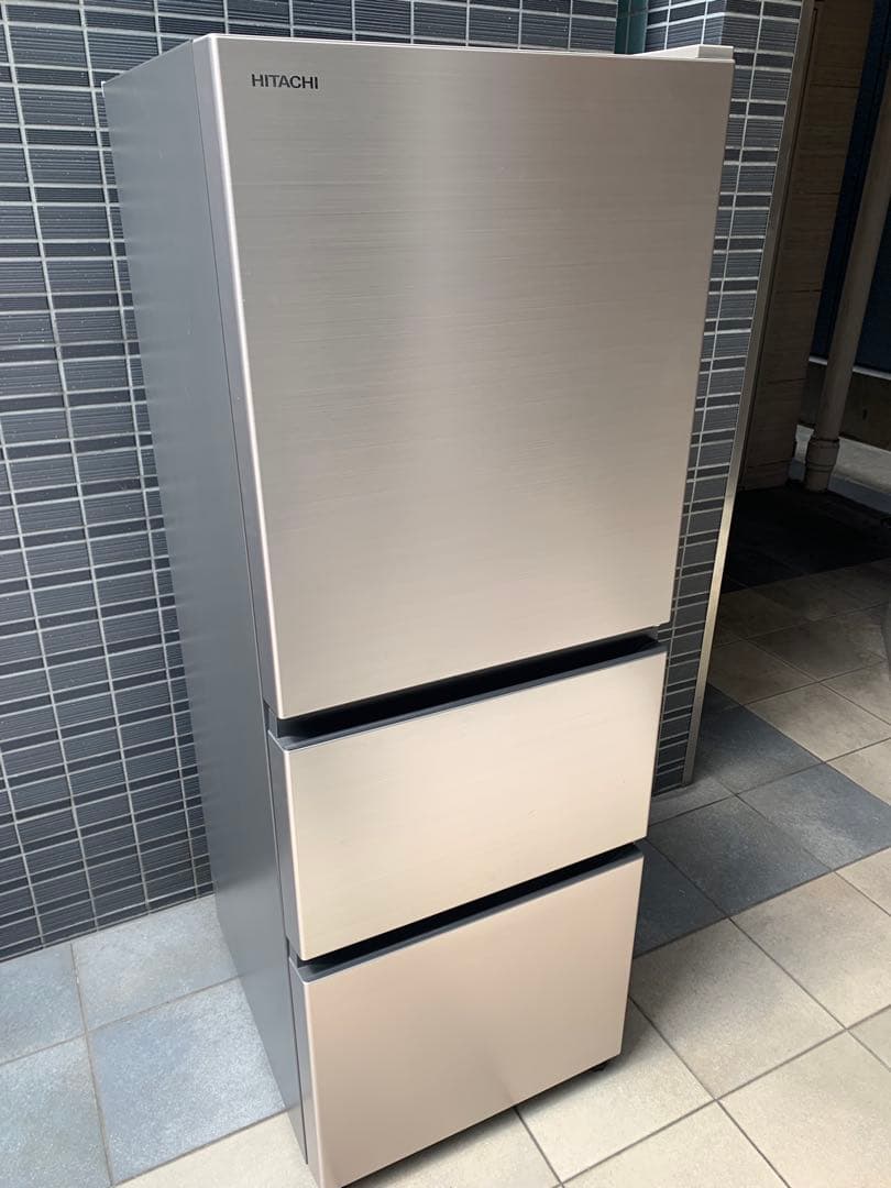 日立　3ドア冷蔵庫　265L シルバー　福岡市内配達無料　r-27rv