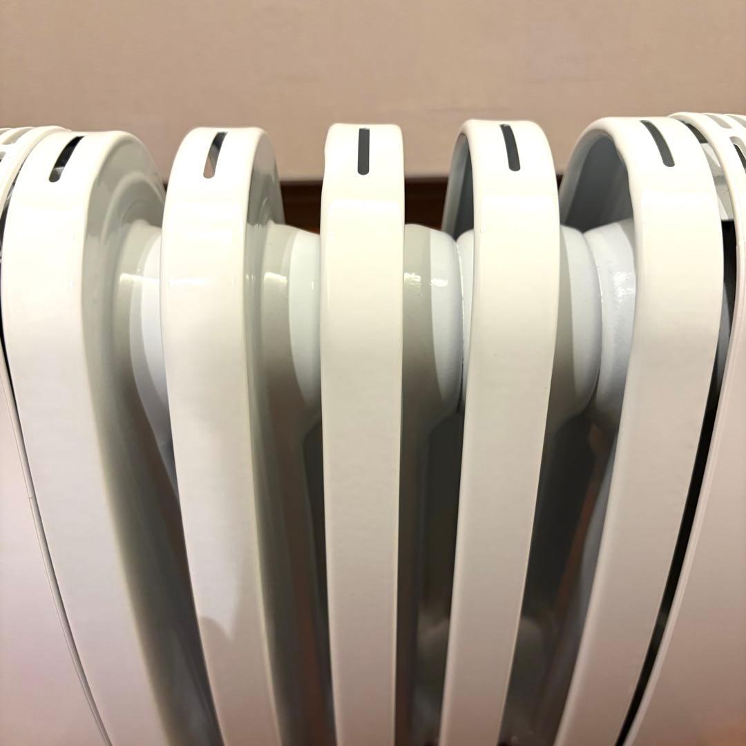 【美品】DeLonghi オイルヒーター ホワイト　NJ0505E デロンギ