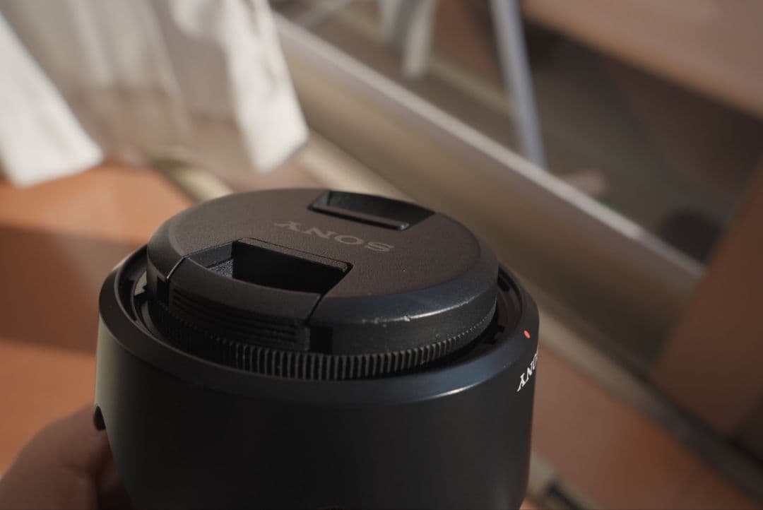 SONY FE 1.8/35 単焦点レンズ[SEL35F18F]プロテクター付き