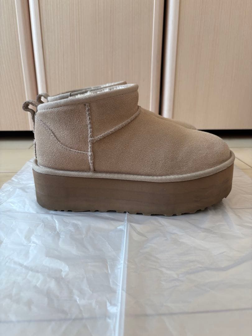 UGG W CLASSIC ULTRA MINI PLATFORM 厚底Sand