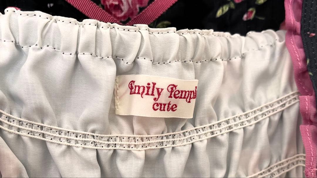 エミキュ フリルROSEキャミソールドレス 黒/Mサイズ 実物画像有り