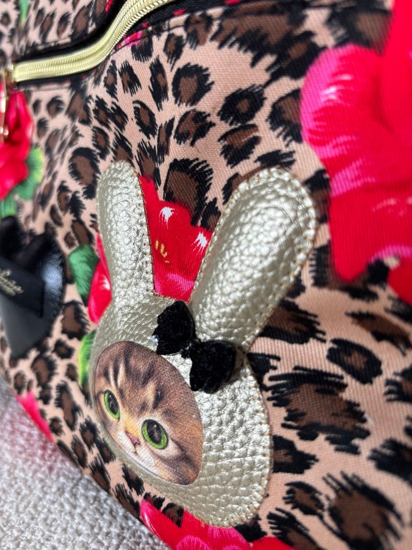 さ*ー様 コヤンイサムチョン　フリルトートバッグ　黒うさサンダーちゃん　ヒョウ柄