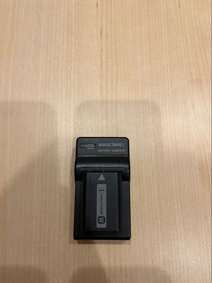 SONY NEX-5 ズームレンズキット 【Sixoctave製 互換充電器付】