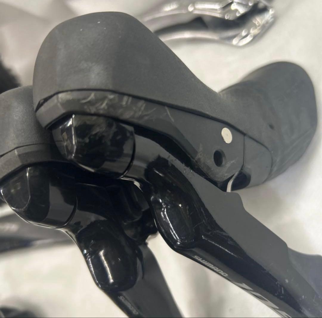 588.シマノ　105 ST-R7020 STIレバー 左右セット（2x11S）